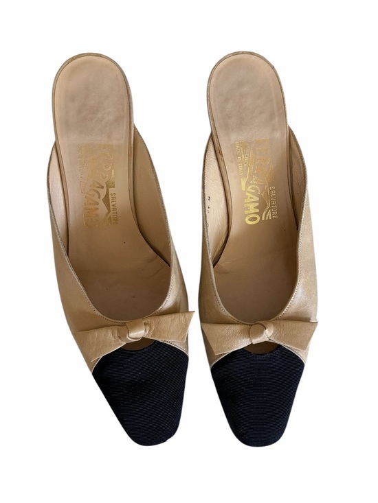 Salvatore Ferragamo Shoes - Salvatore Ferragamo Vintage Classic Two-Tone Bow Mules Black & Tan Women’s Heels